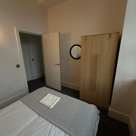 Superb 2 Bed With View Smart Tv Free Netflix Ultra Fast Wifi Aparthotel