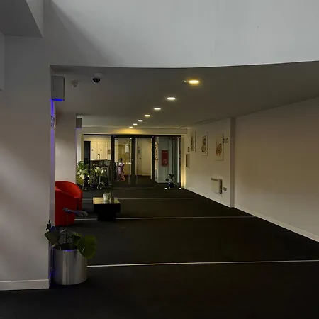 Aparthotel Superb 2 Bed With View Smart Tv Free Netflix Ultra Fast Wifi *